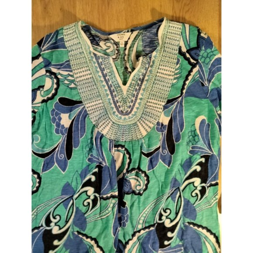 Crown And Ivy Petite Multi Color Top Size Petite Medium‎